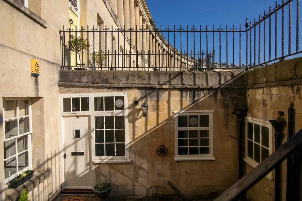 Stunning Royal Crescent Apartment With 3 Bedrooms Bath United Kingdom